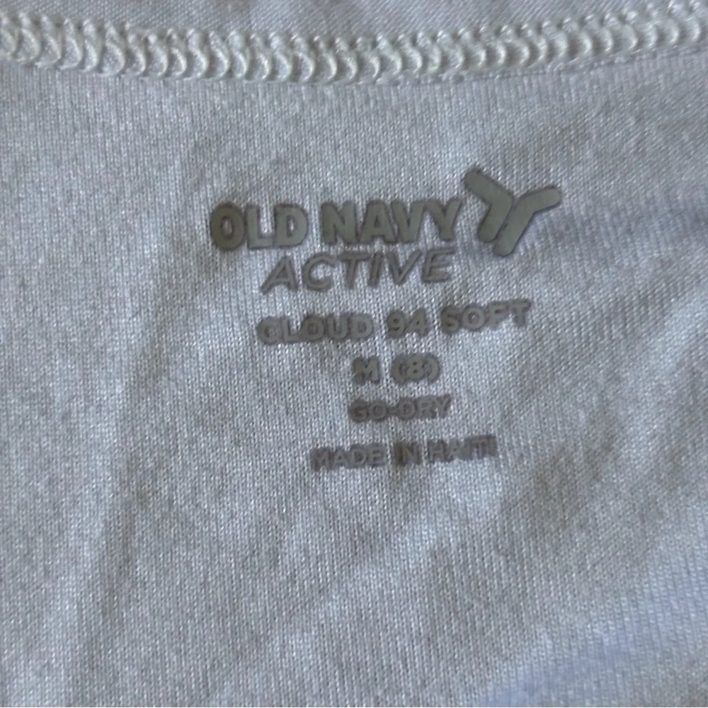 Old Navy Active white cloud 94 Soft short sleeve shirt in size M